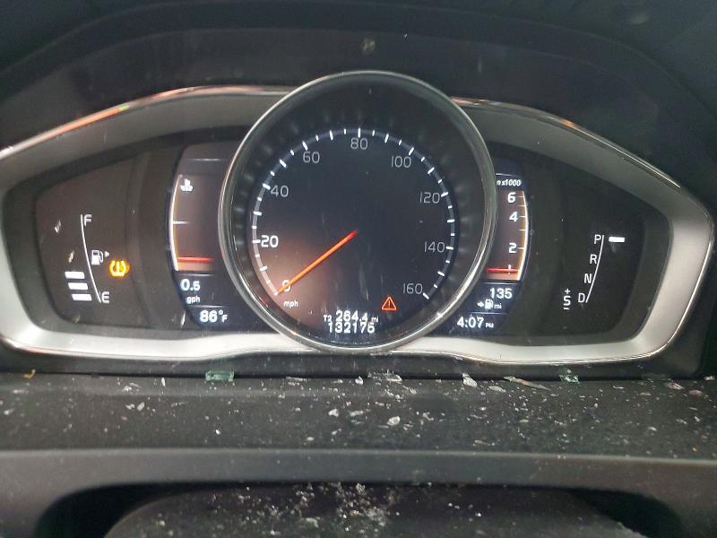 2018 Volvo V60 Cross Country Premier