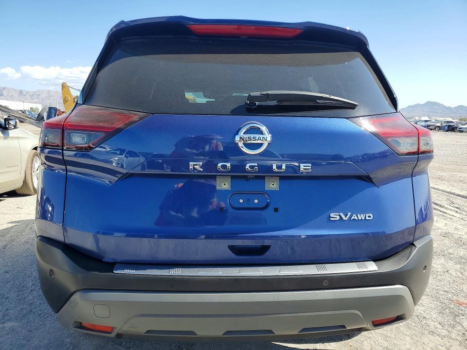 2021 Nissan Rogue sv