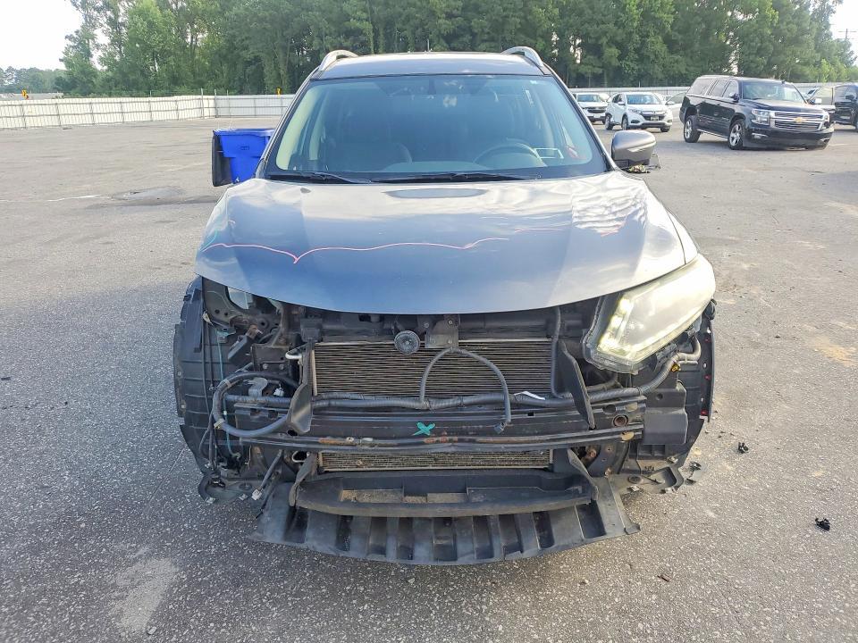 2014 Nissan Rogue sv