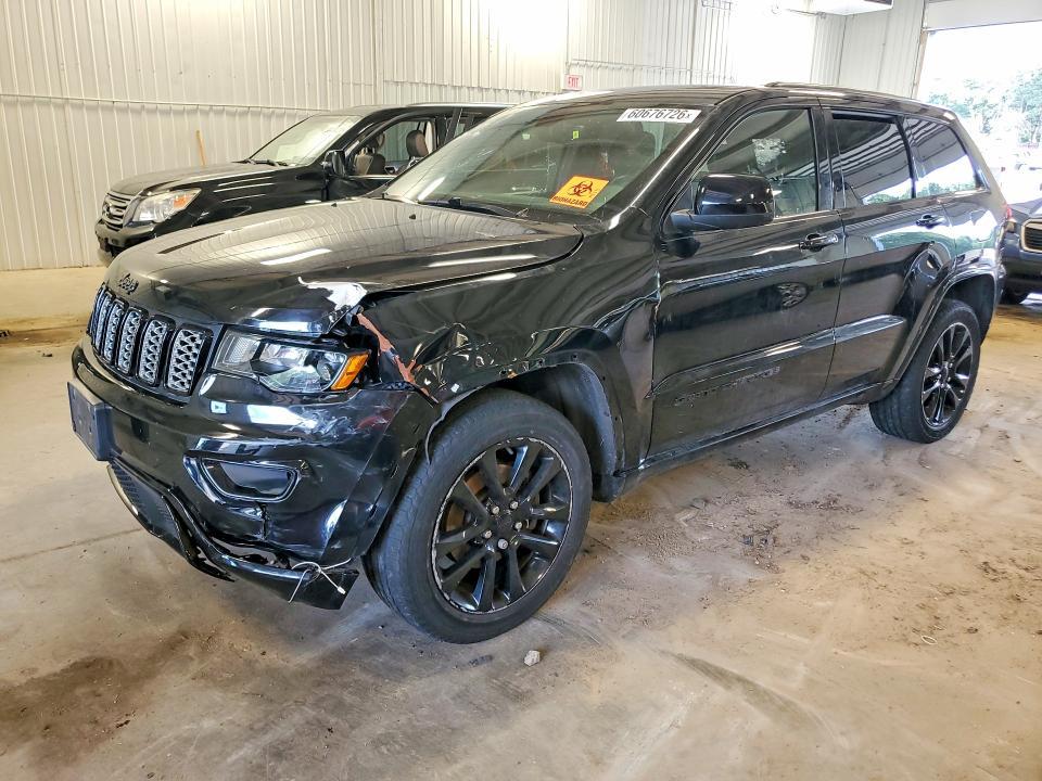 2020 Jeep Grand Cherokee Laredo