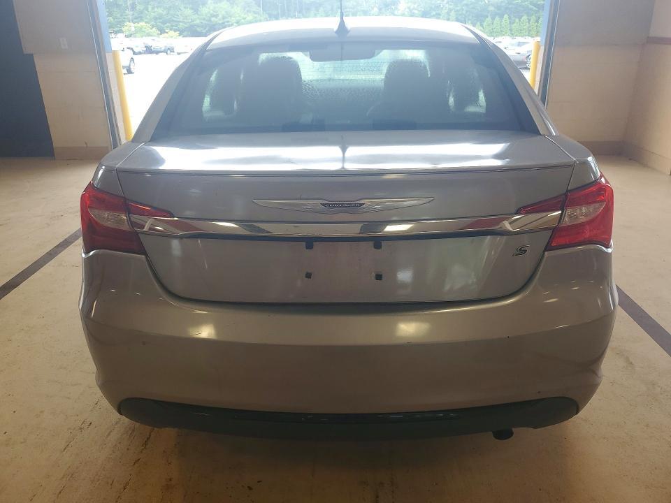 2014 Chrysler 200 Touring