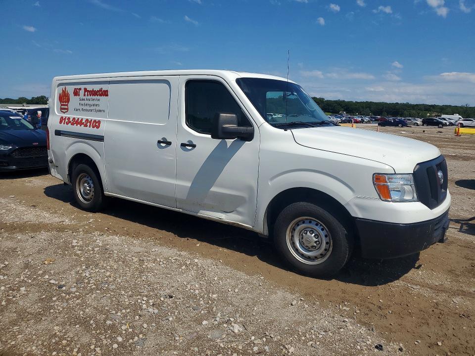 2017 Nissan Nv 2500 hd s