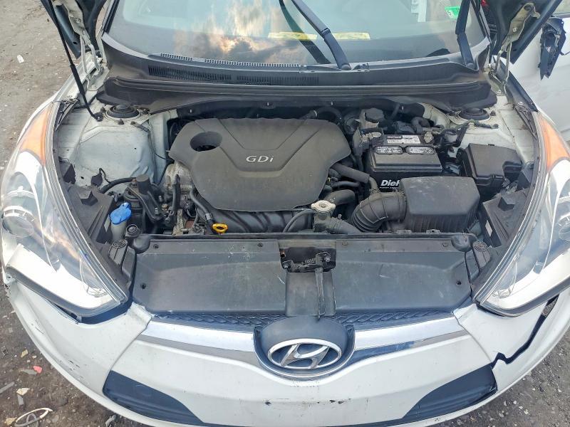 2013 Hyundai Veloster Base