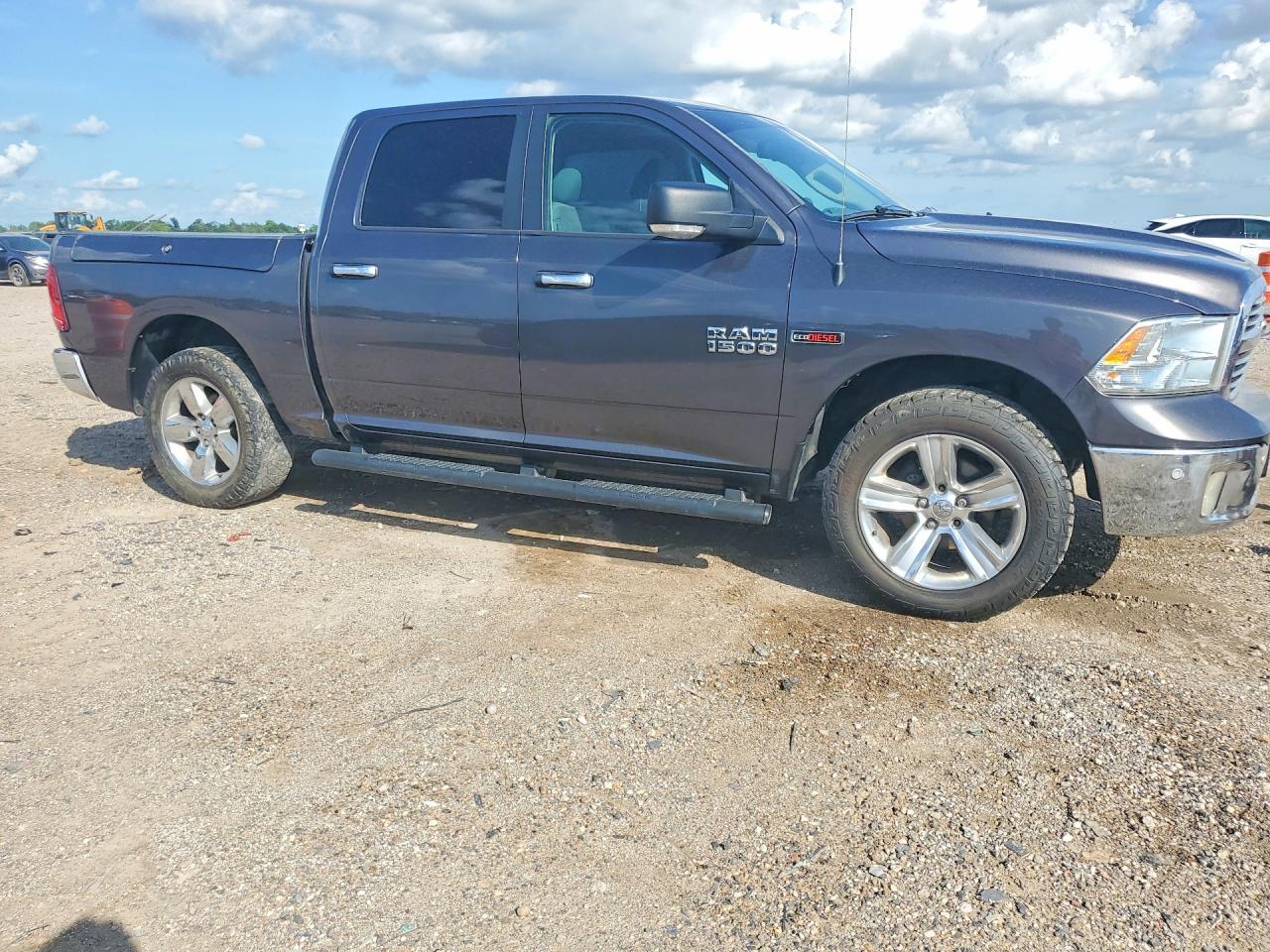 2017 Dodge RAM 1500 SLT