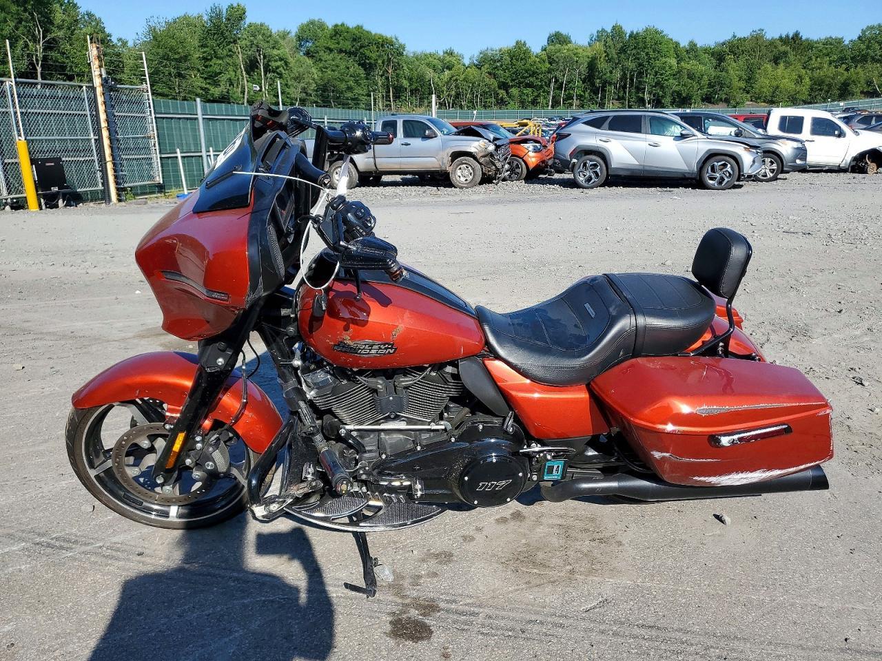 2024 Harley-Davidson Flhx