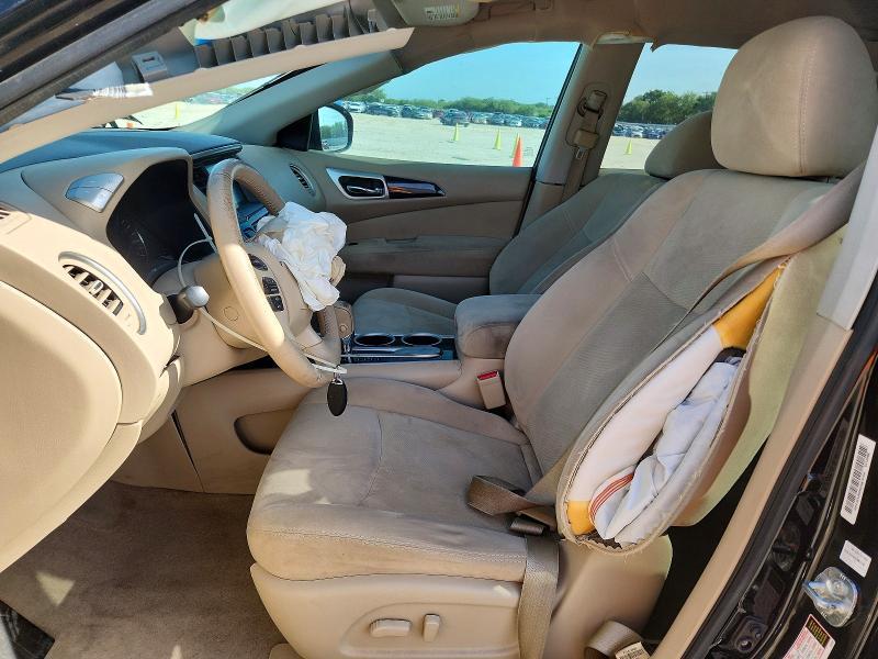 2014 Nissan Pathfinder sv