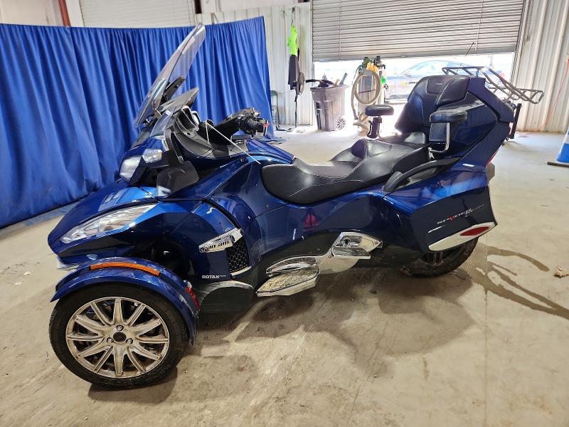 2016 Can-Am Spyder Roadster RT