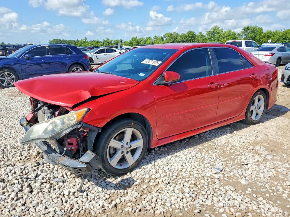 2014 Toyota Camry se