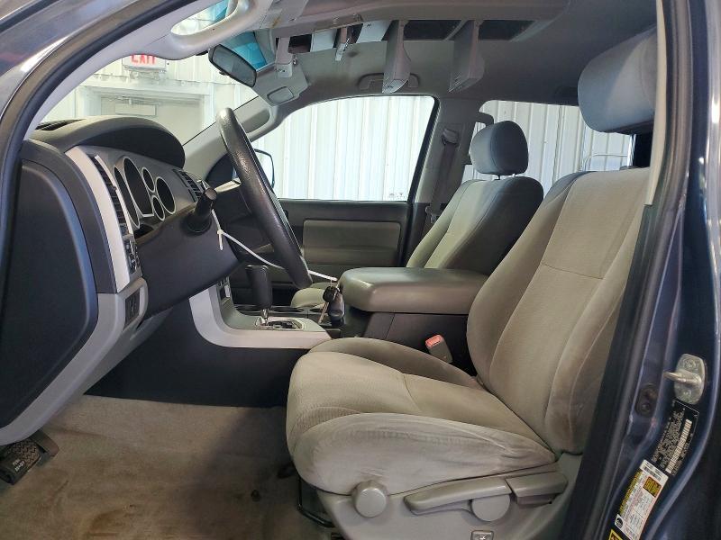 2009 Toyota Sequoia SR5