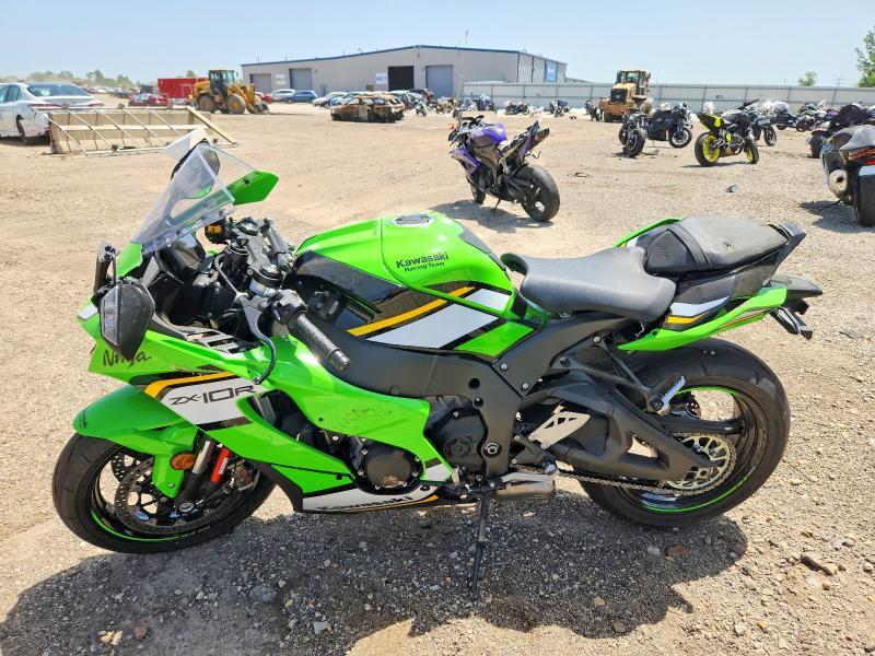 2025 Kawasaki ZX1002 M