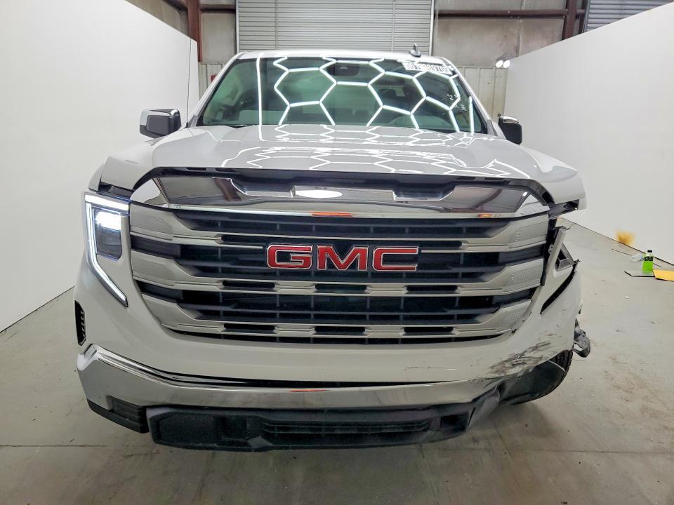 2026 GMC Sierra C1500 SLE