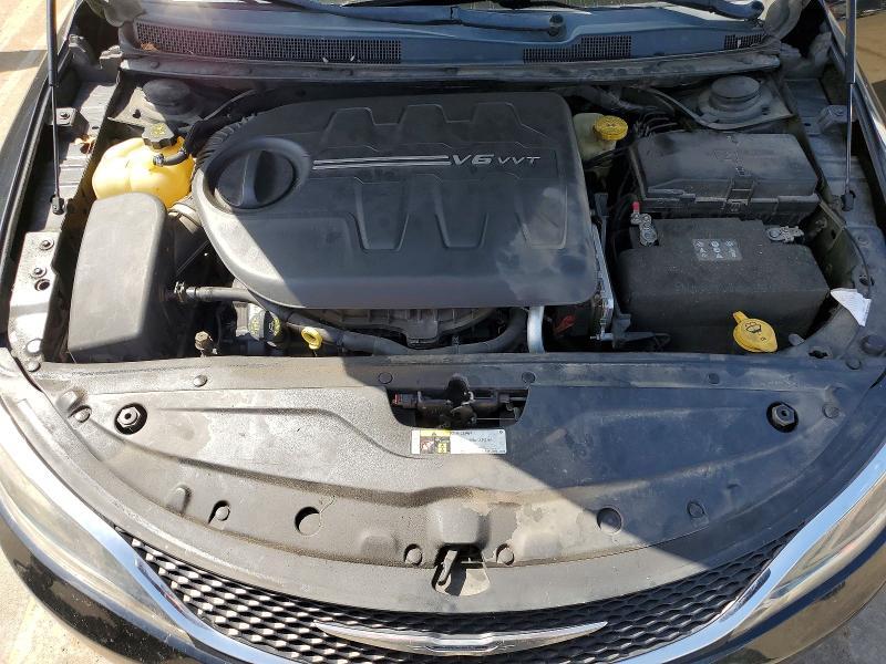 2015 Chrysler 200 c