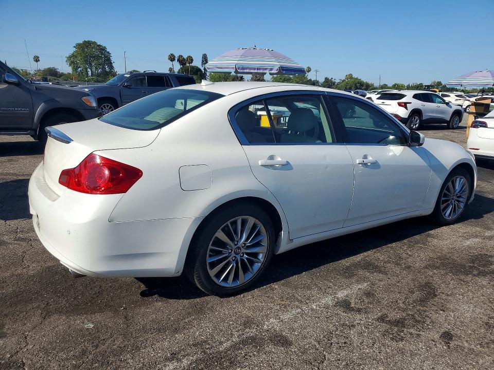 2013 Infiniti G37 Sedan Journey