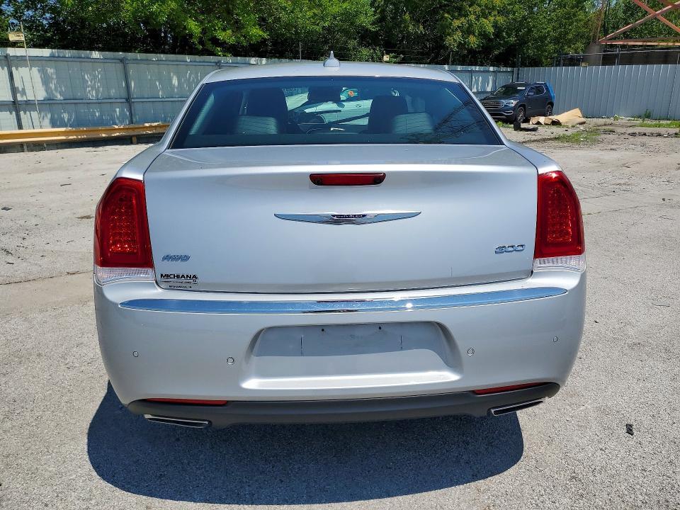 2019 Chrysler 300 Limited