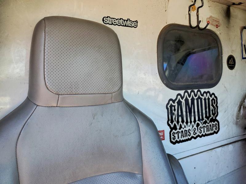 2013 Ford Econoline E350 Super Duty Cutaway Van