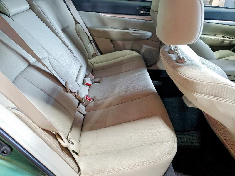 2010 Subaru Outback 2.5i Premium