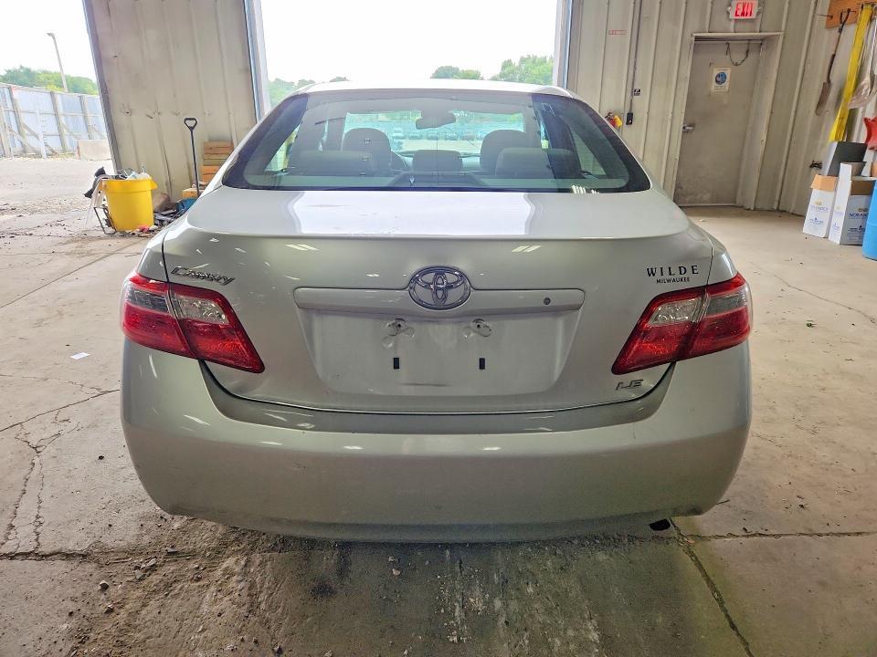 2009 Toyota Camry le