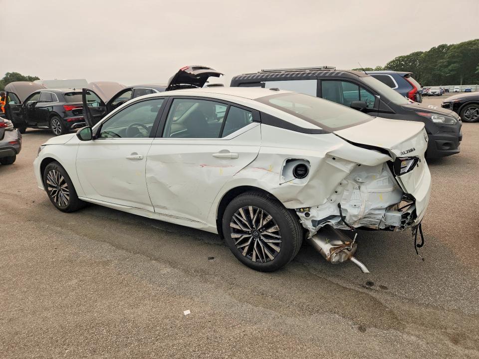 2026 Nissan Altima sv