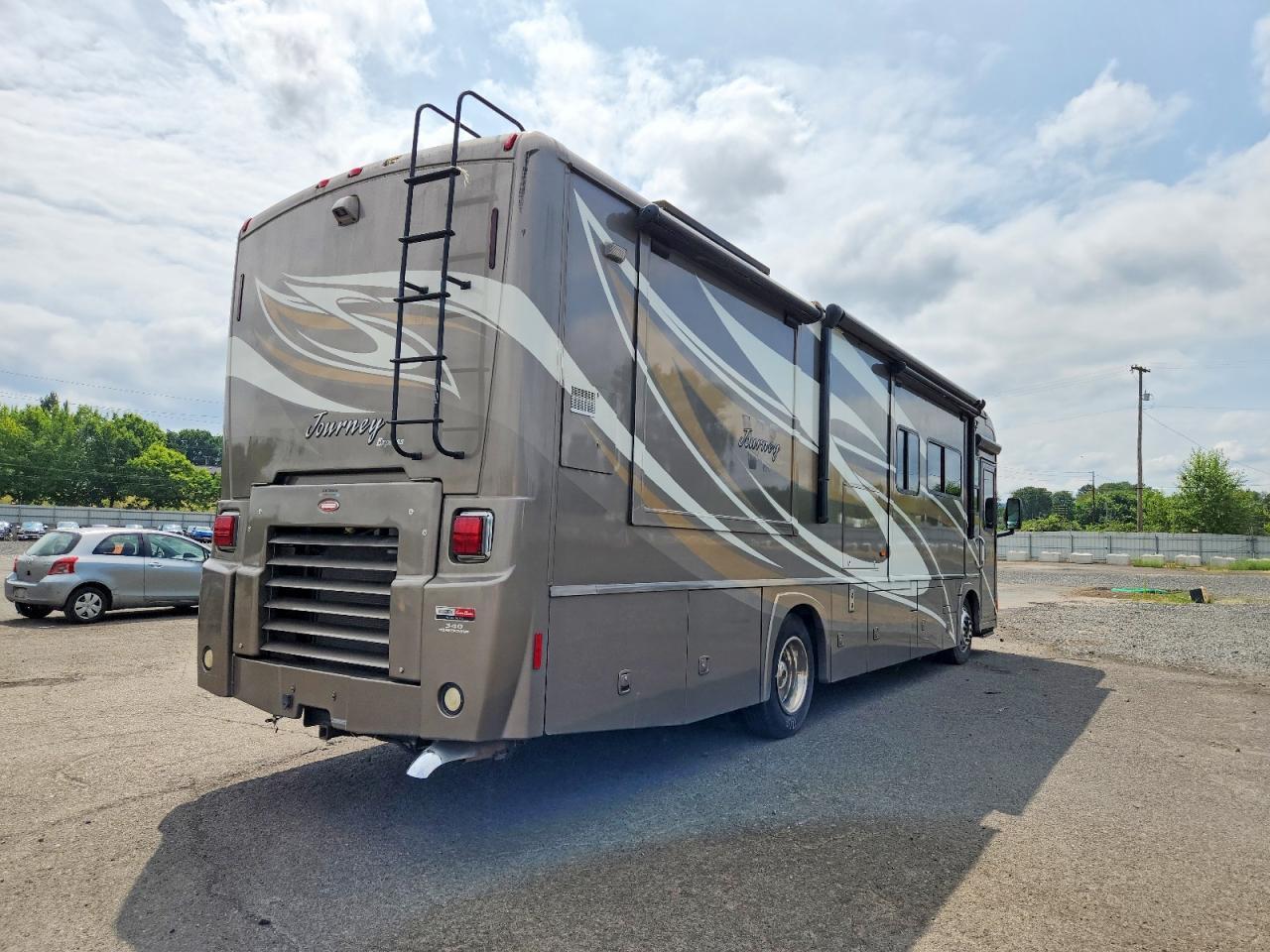2011 Winn 2011 Freightliner Journey RV