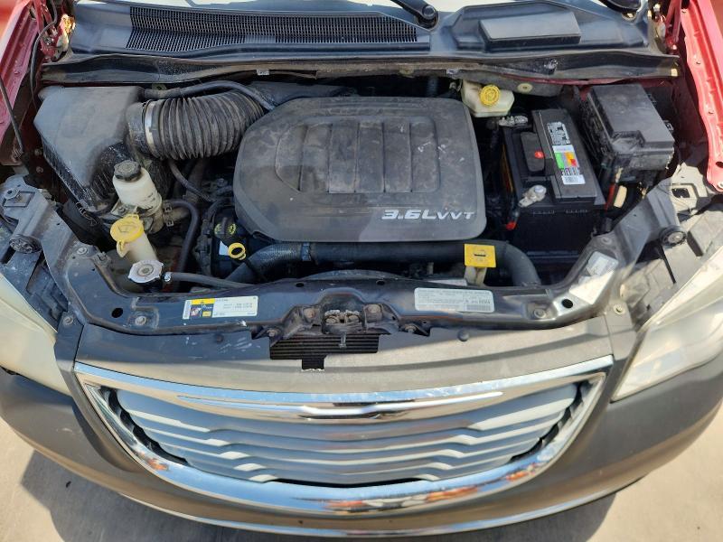2013 Chrysler Town & Country Touring