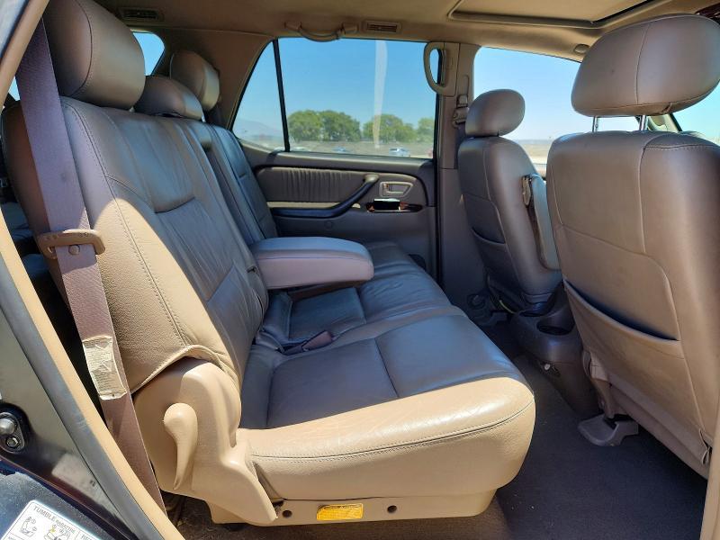 2001 Toyota Sequoia Limited