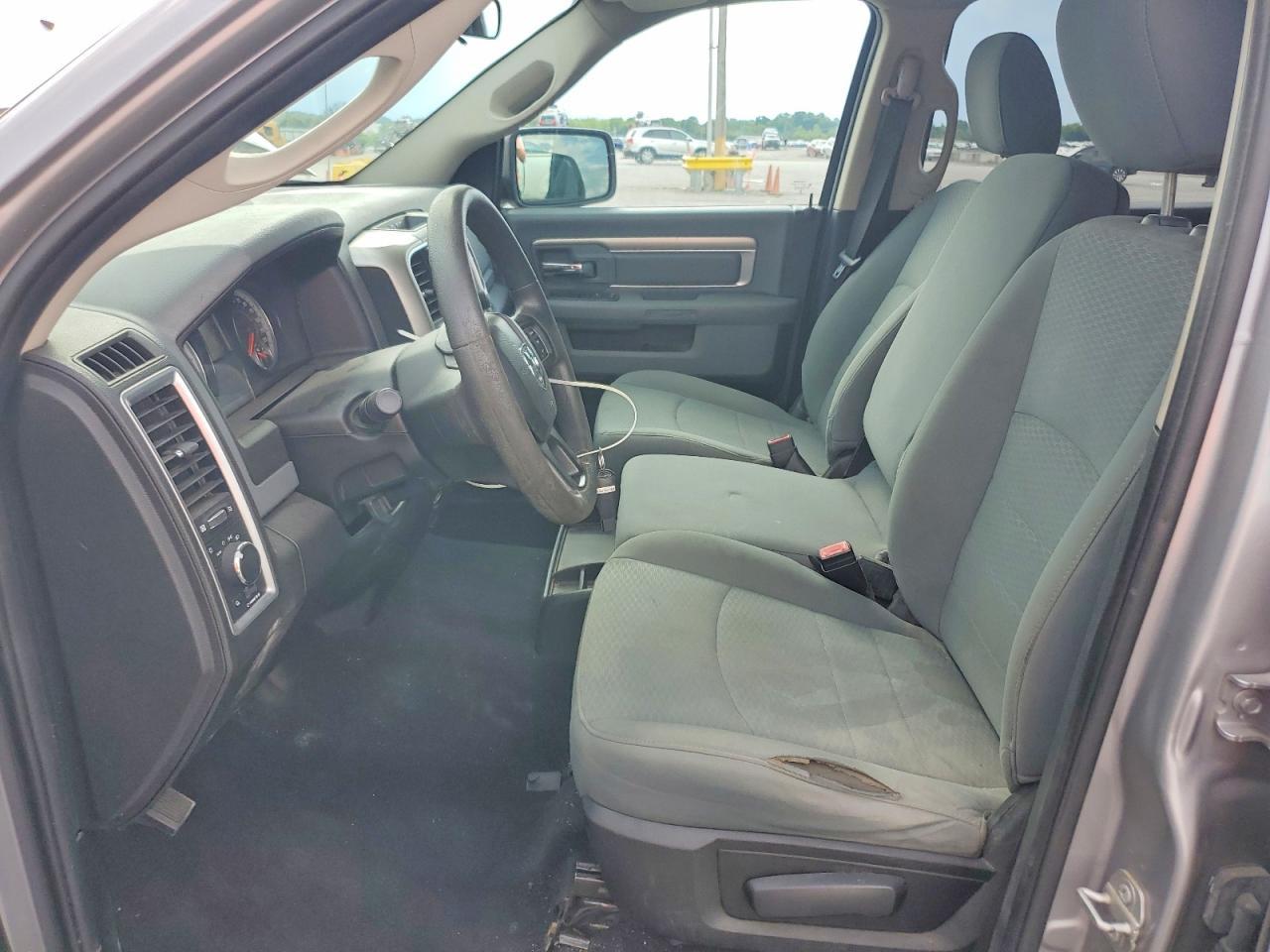 2020 Dodge RAM 1500 Classic SLT
