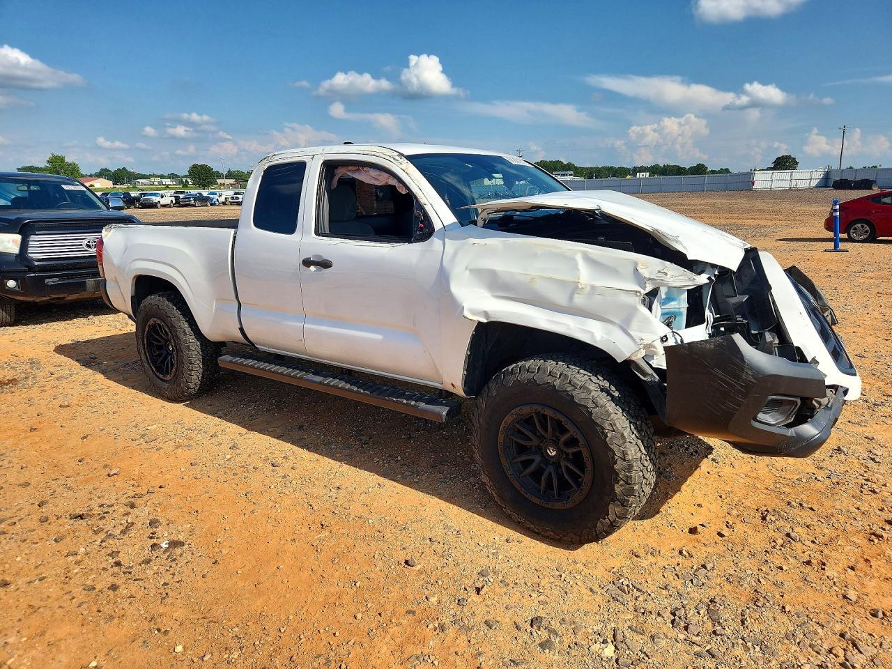 2018 Toyota Tacoma SR