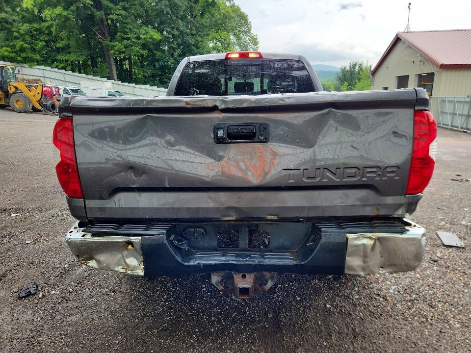2015 Toyota Tundra SR5