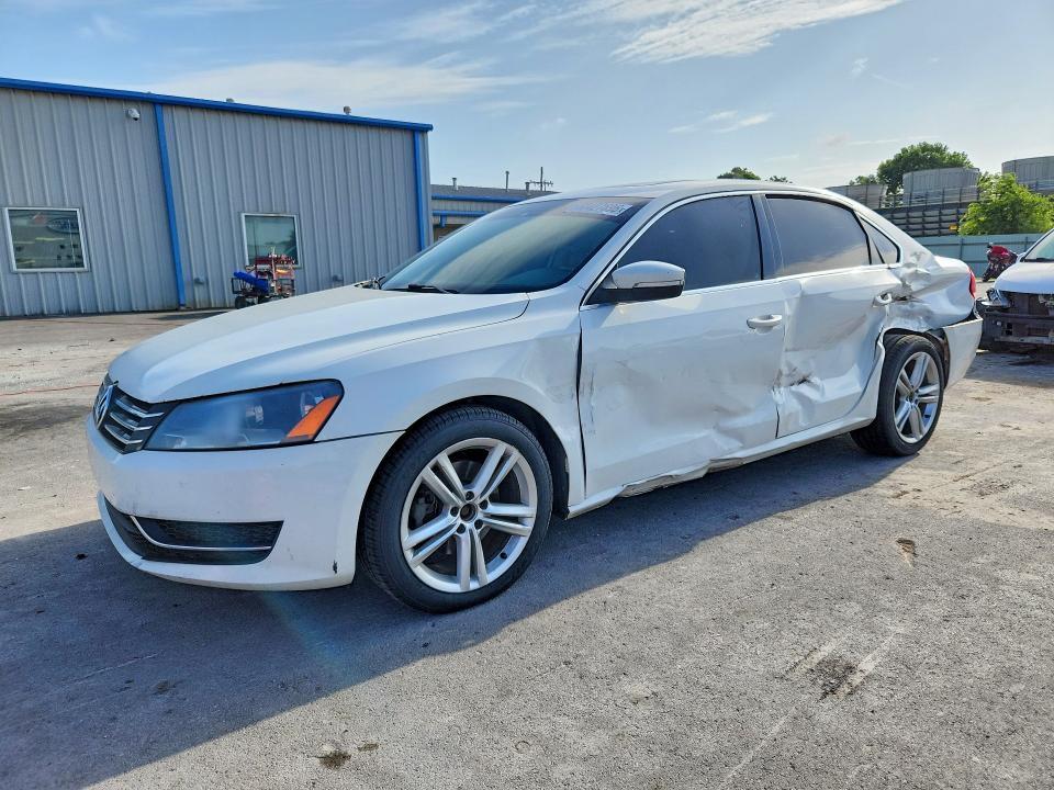2014 Volkswagen Passat SE