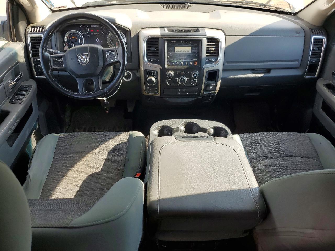 2015 Dodge RAM 1500 SLT