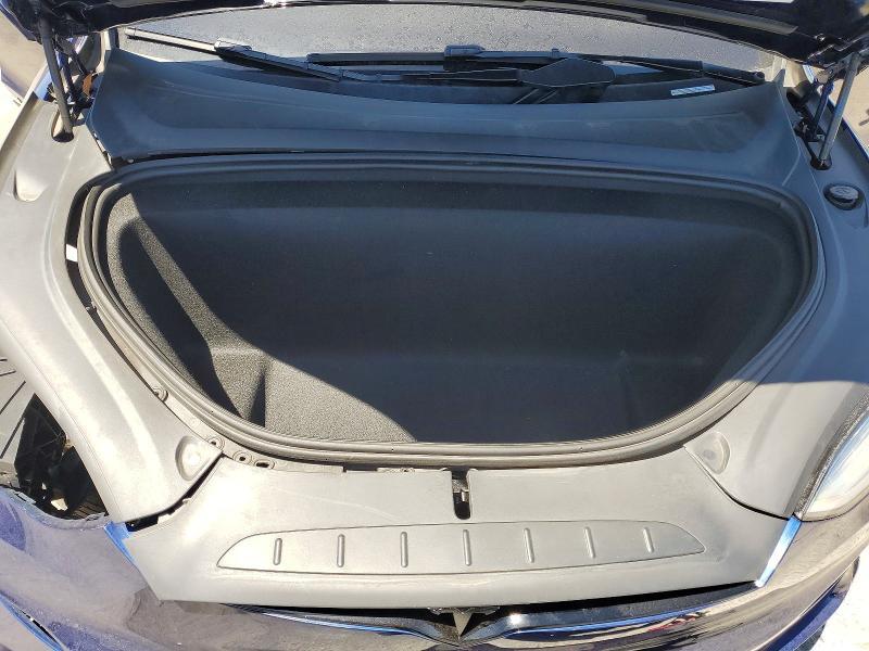 2022 Tesla Model x