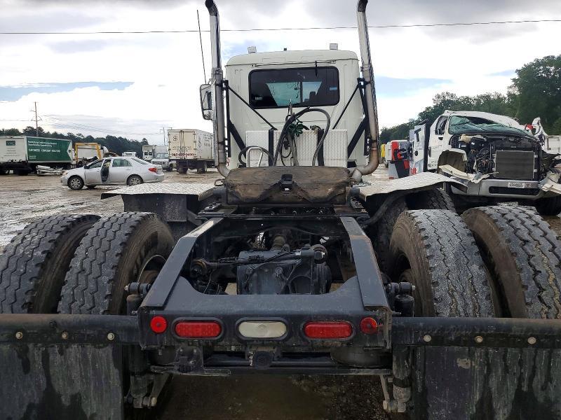 2022 Mack PI64T Semi Truck