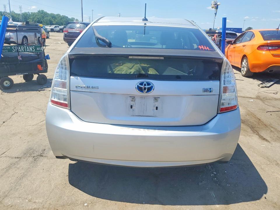 2010 Toyota Prius iv