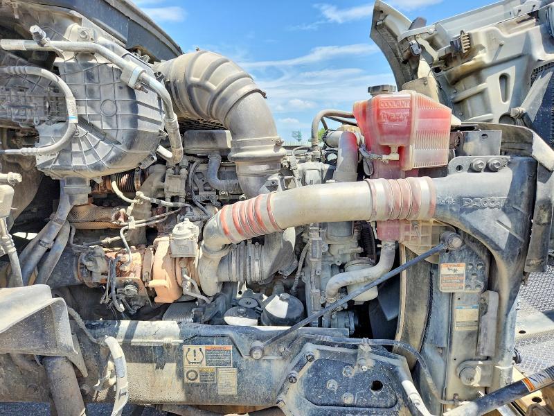 2021 Kenworth T880 Semi Truck