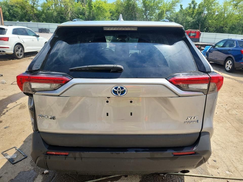 2021 Toyota Rav4 xle