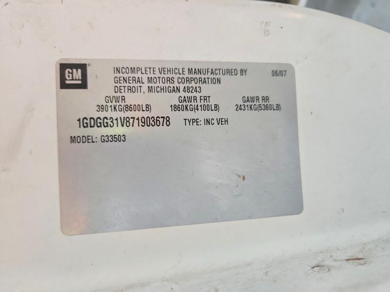 2007 GMC Savana Cutaway BOX Truck