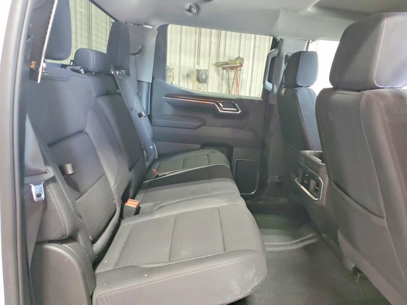 2025 GMC Sierra K1500 Elevation