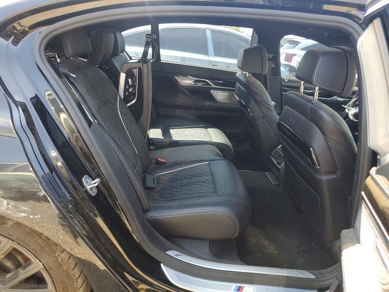 2021 BMW 750 XI