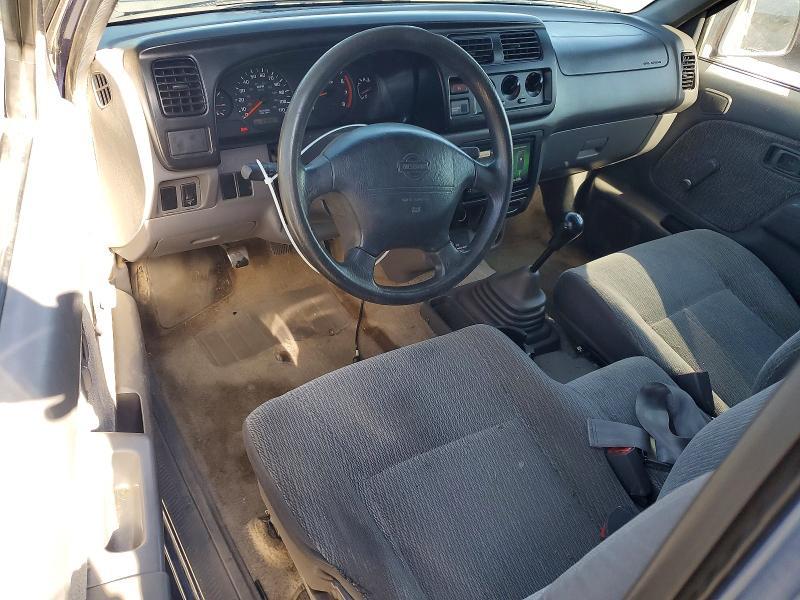 2000 Niss Frontier King cab