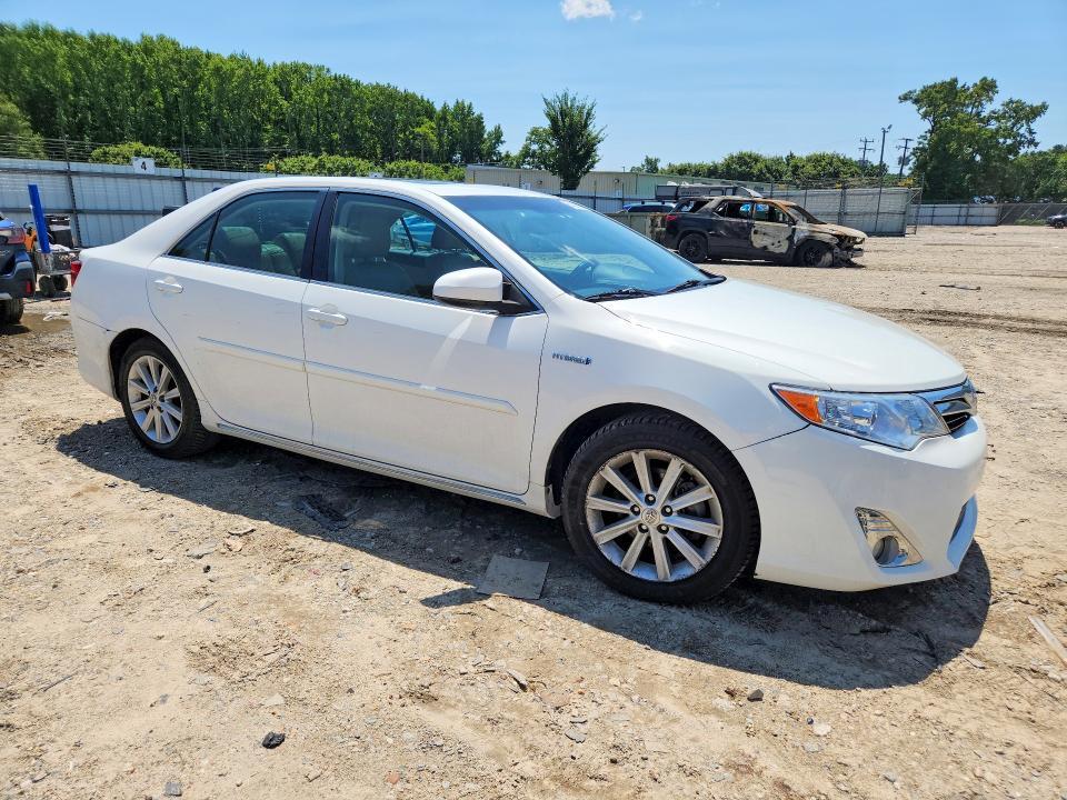 2013 Toyota Camry Hybrid xle