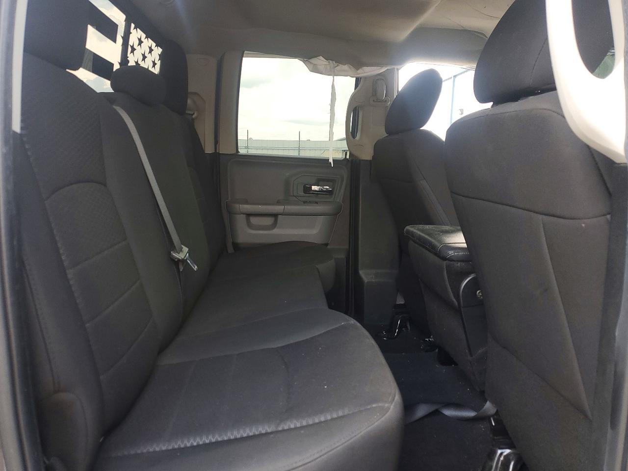 2020 Dodge RAM 1500 Classic WARLOCK/SLT