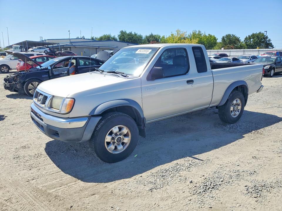1999 Nissan Frontier XE-V6