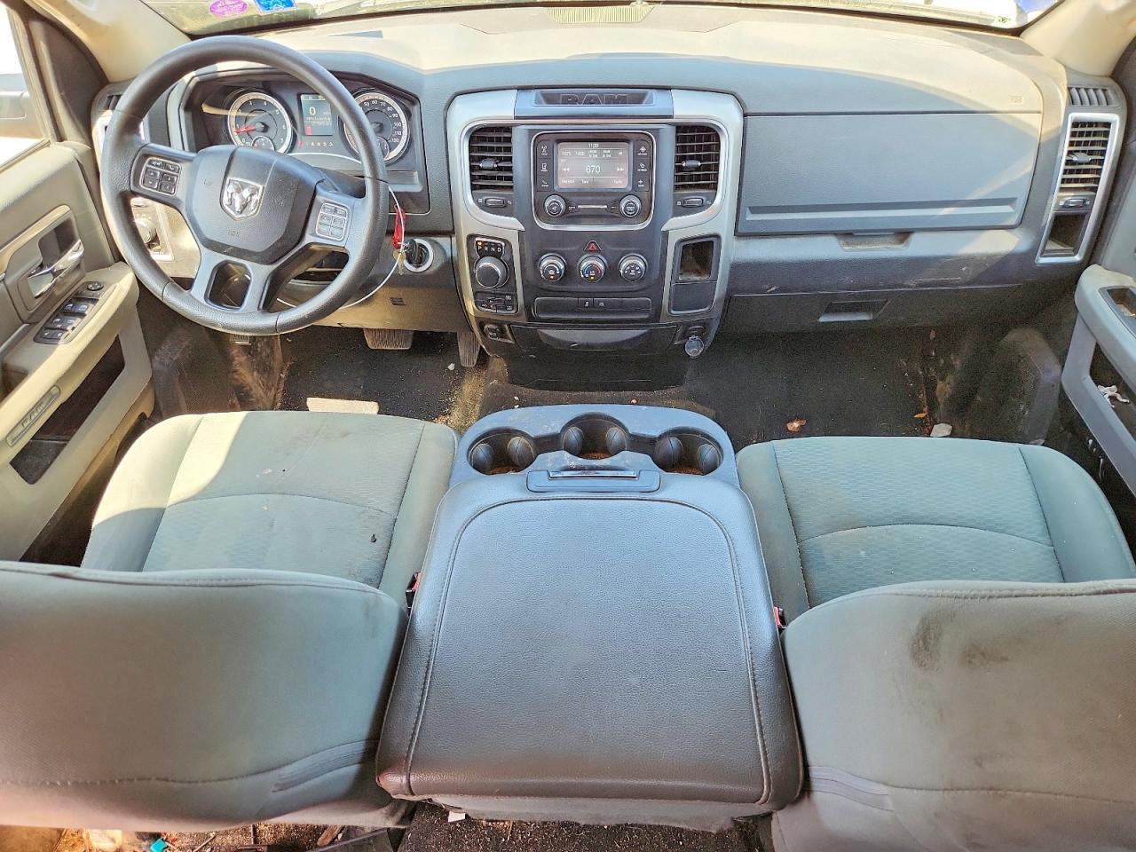2018 Dodge RAM 1500 SLT