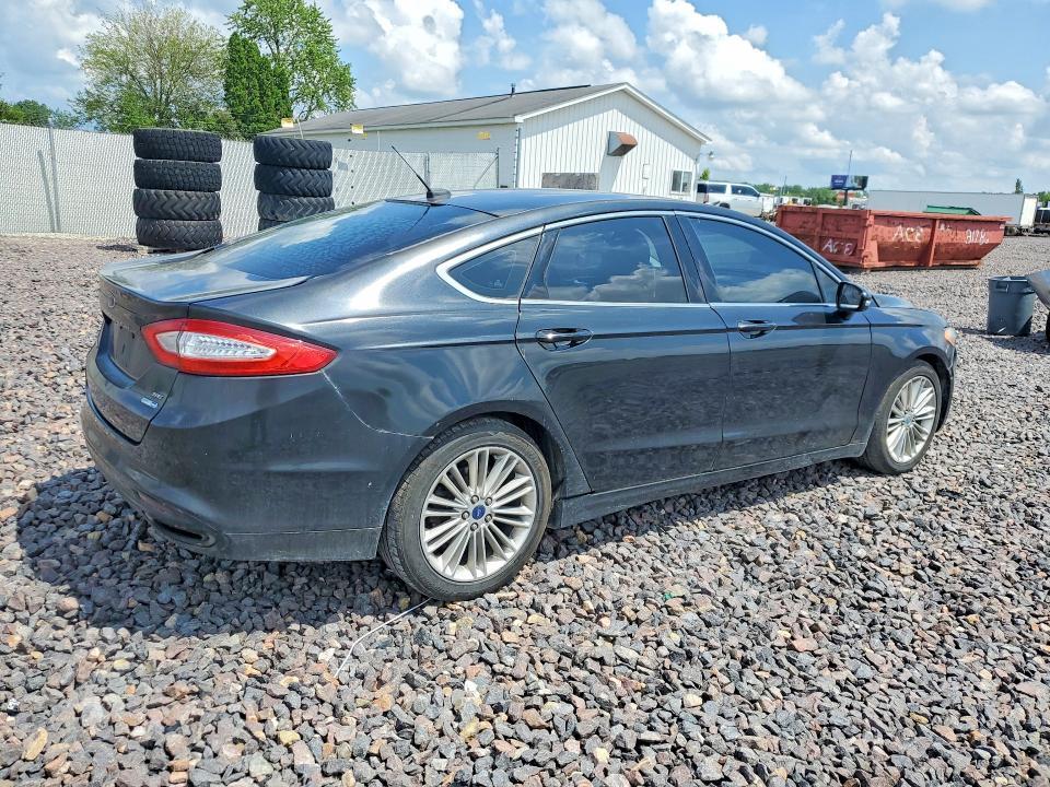 2015 Ford Fusion se