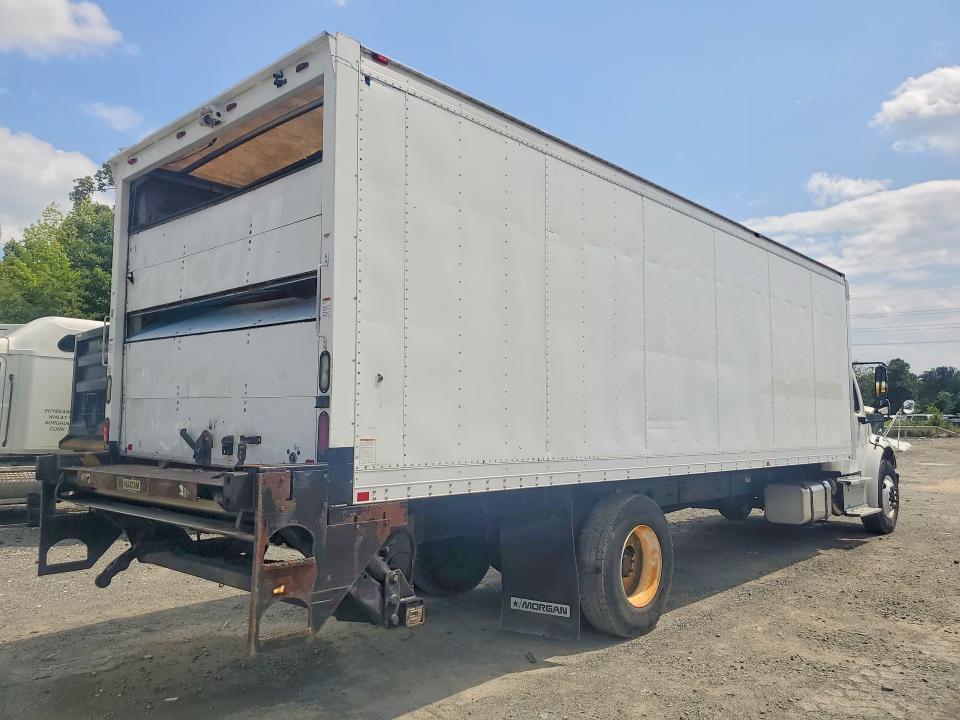2014 Freightliner Business Class M2 BOX Truck