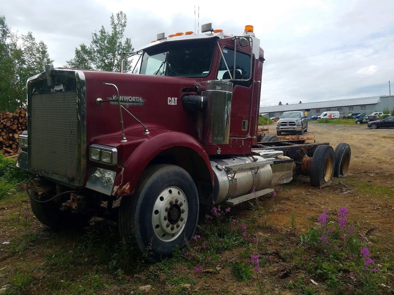 1998 Kenworth W900 Truck Cab AND Chassis