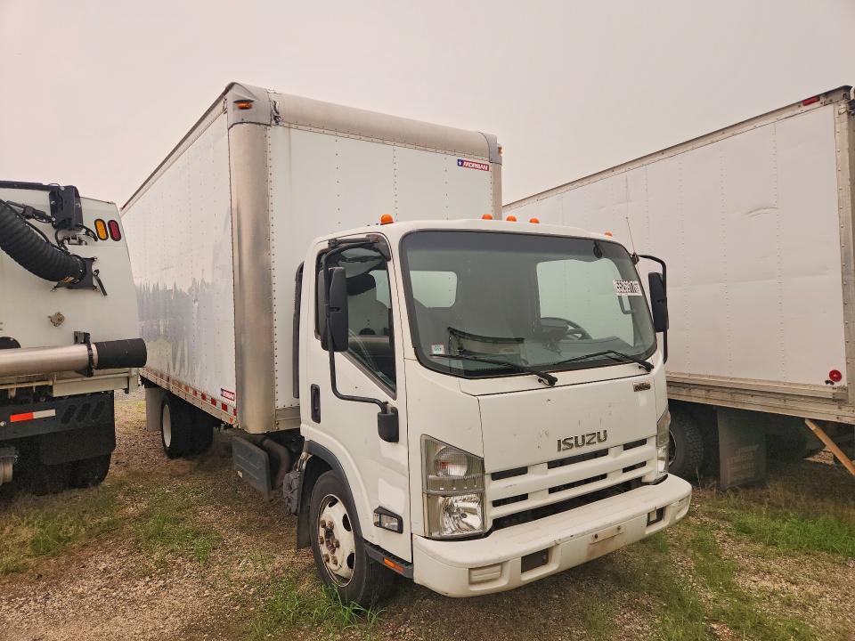 2015 Isuzu Nqr box Truck