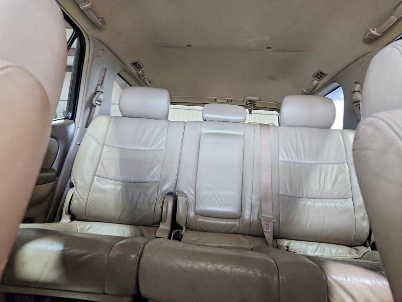 2005 Toyota Sequoia SR5