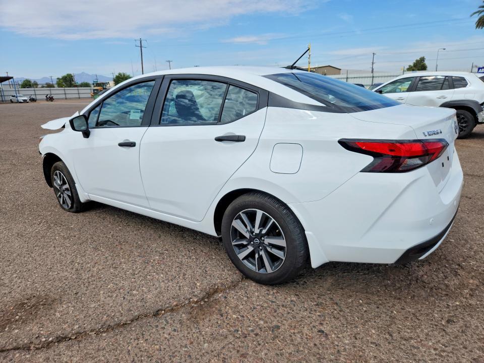 2025 Nissan Versa s