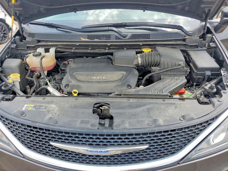 2018 Chrysler Pacifica Touring Plus